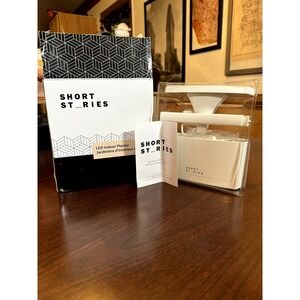 Short Stories LED Indoor Planter